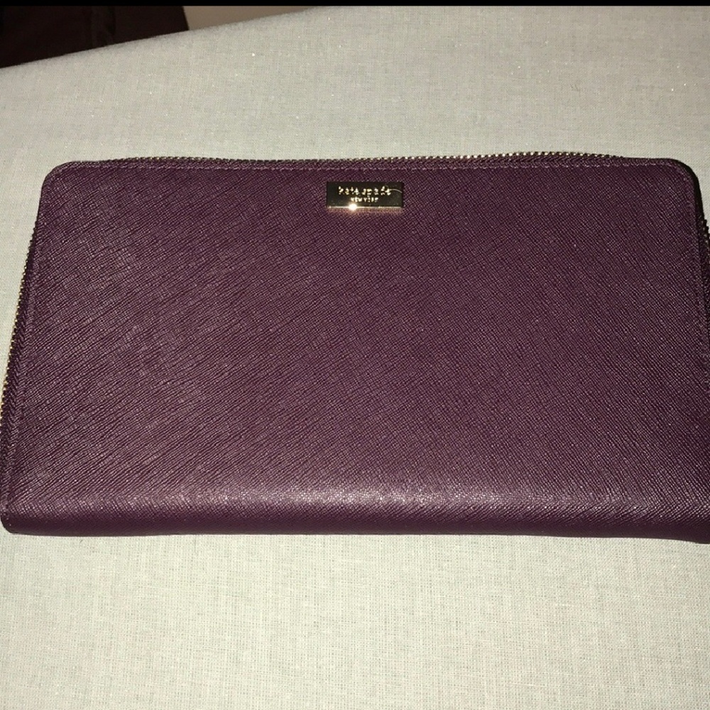 Kate spade large travel wallet